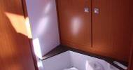 Bavaria Cruiser 37 - Toilet