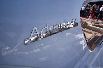 Adriana 44 Signature Detail of the logo on the hull, a symbol of seaworthiness and comfort.