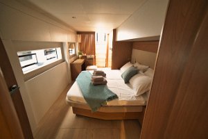 bali-58-fly-steuerbord-heck-kabine-001