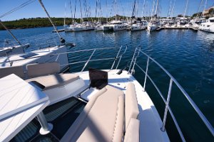 galeon-480-fly-bow-014