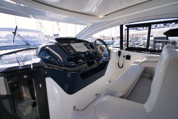 Pogled na kormilo Još jedan kut impresivnog zapovjednog centra na 'Miami Vice'.