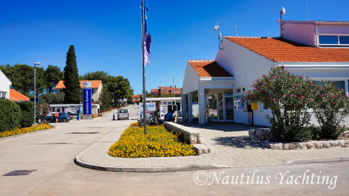 Marina Kornati, Biograd