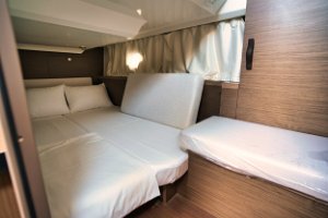 merry-fisher-1095-fly-serie2-kabine-backbord-008