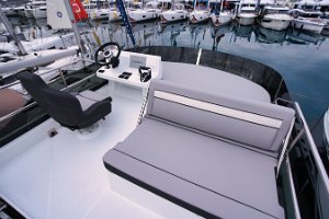 merry-fisher-1095-fly-serie2-exterior-012