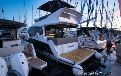 Najam jahti - Sealine F430