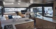 Sealine F430 - Salon