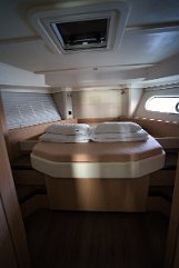 Swift Home Master Suite - Pirovac Charter Relax in the luxurious forward owner's cabin of this Motor yacht Trawler 41, located in Sibenik region.