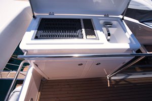 bavaria-virtess-420-fly-flybridge005