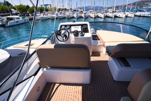 bavaria-virtess-420-fly-flybridge006