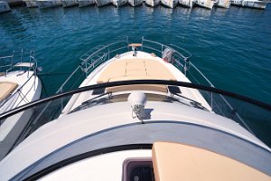 bavaria-virtess-420-fly-flybridge009