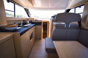 bavaria-virtess-42-fly-salon-002