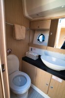 bavaria-virtess-42-fly-toilet-001