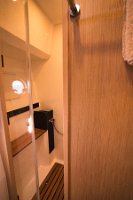 bavaria-virtess-42-fly-toilet-003